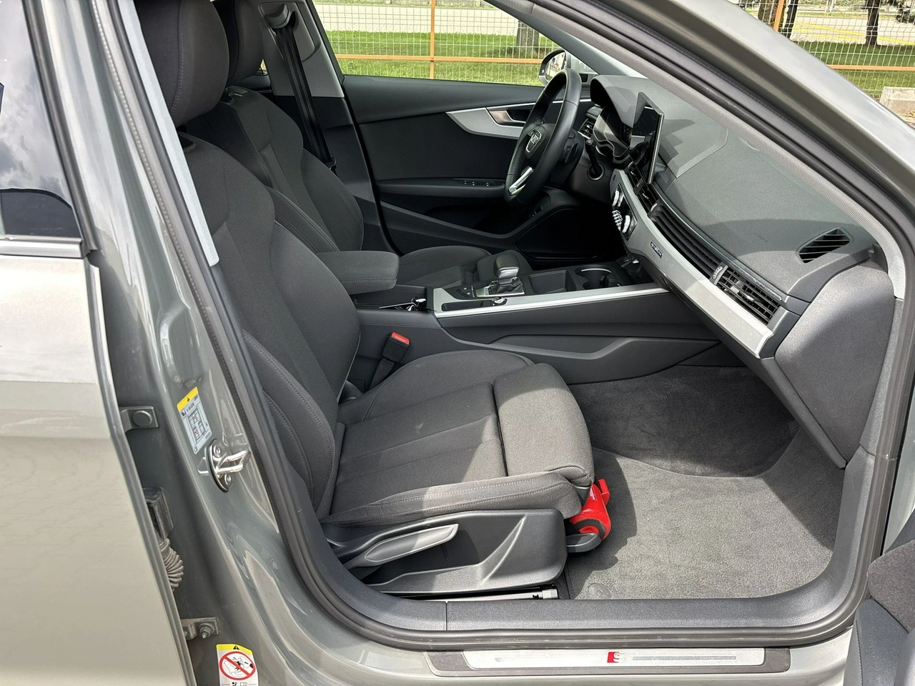 Audi A4 - Zdjęcie 18