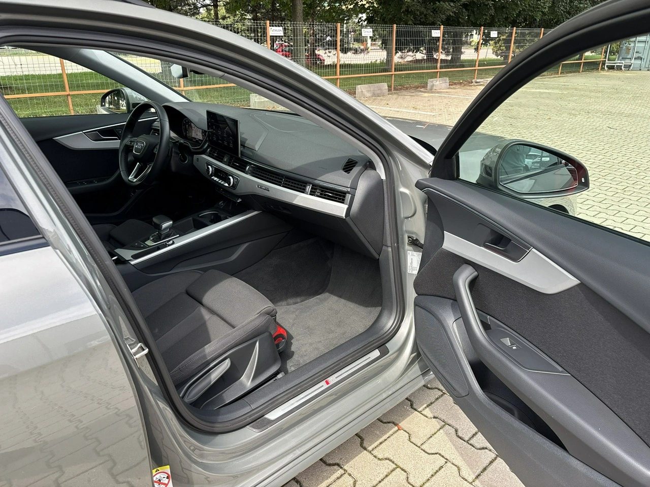 Audi A4 - Zdjęcie 19