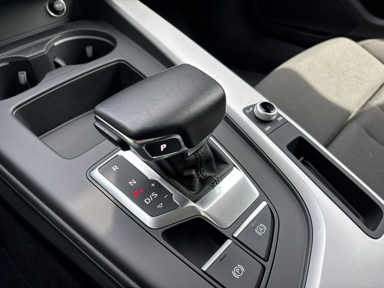 Audi A4 - Zdjęcie 26