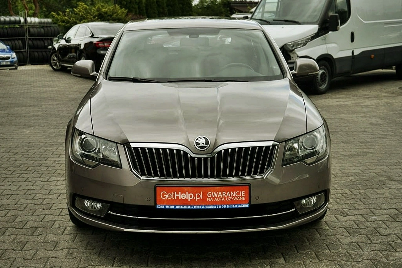 Skoda Superb - Zdjęcie 9