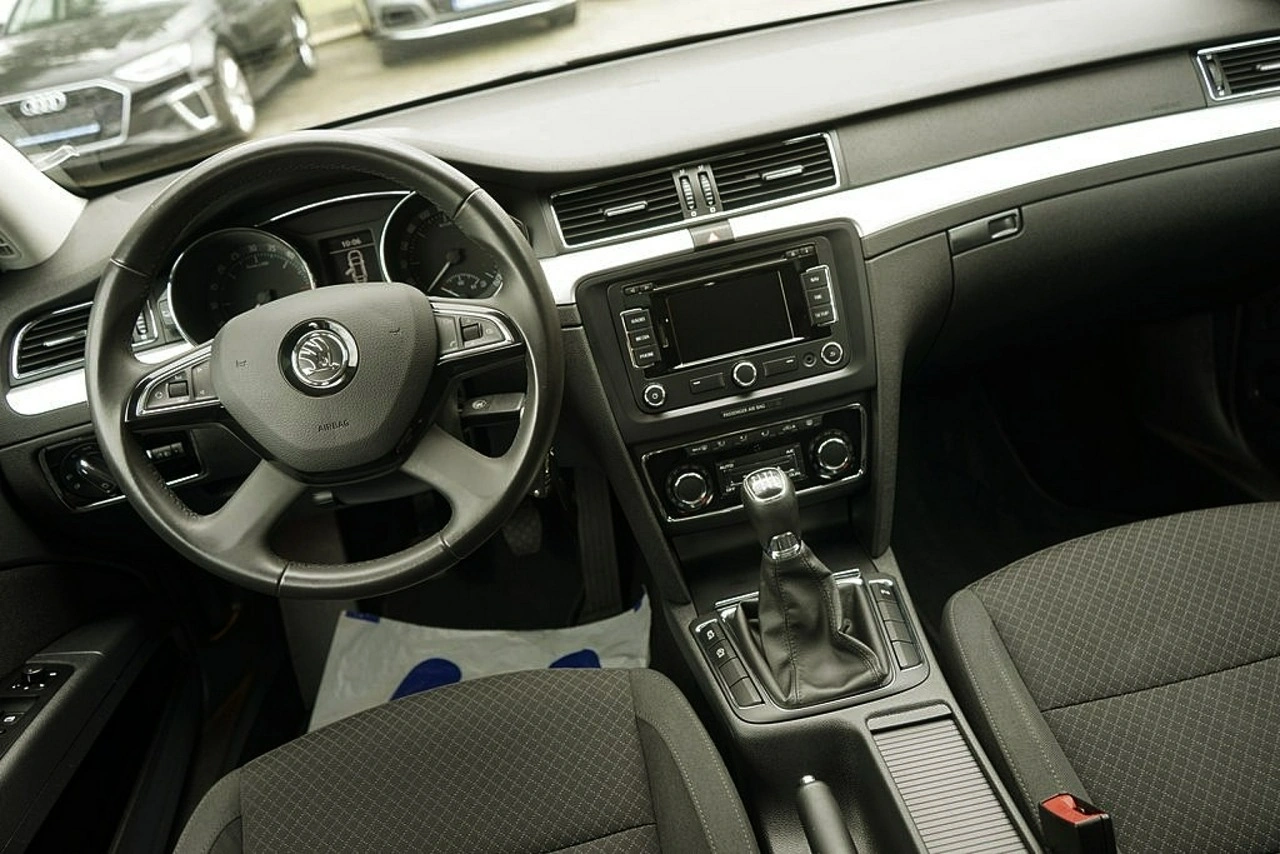 Skoda Superb - Zdjęcie 23