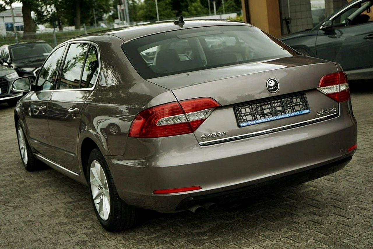 Skoda Superb - Zdjęcie 3