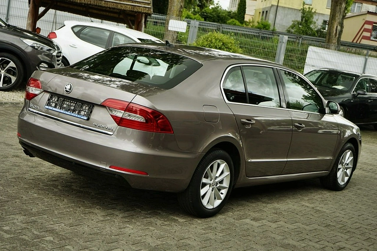 Skoda Superb - Zdjęcie 6