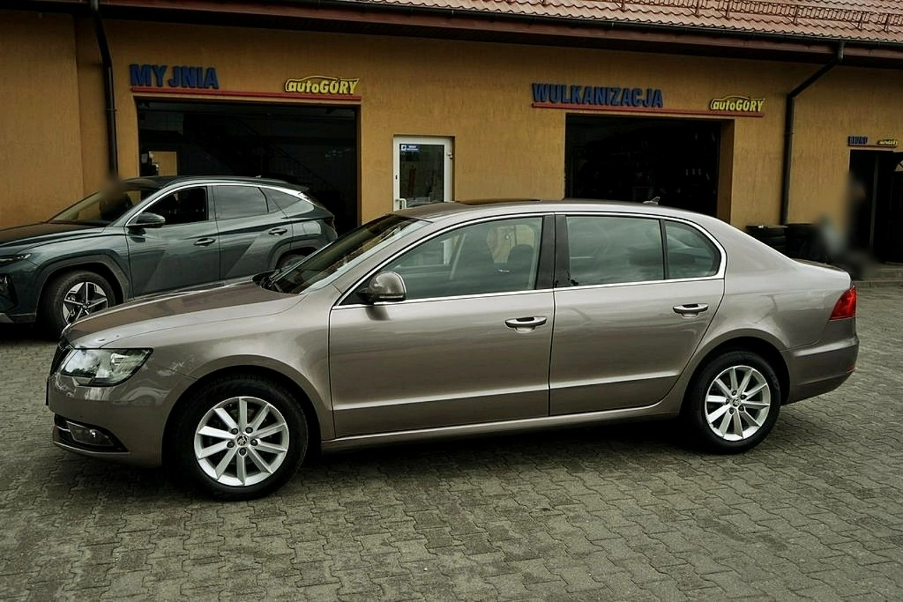 Skoda Superb - Zdjęcie 7