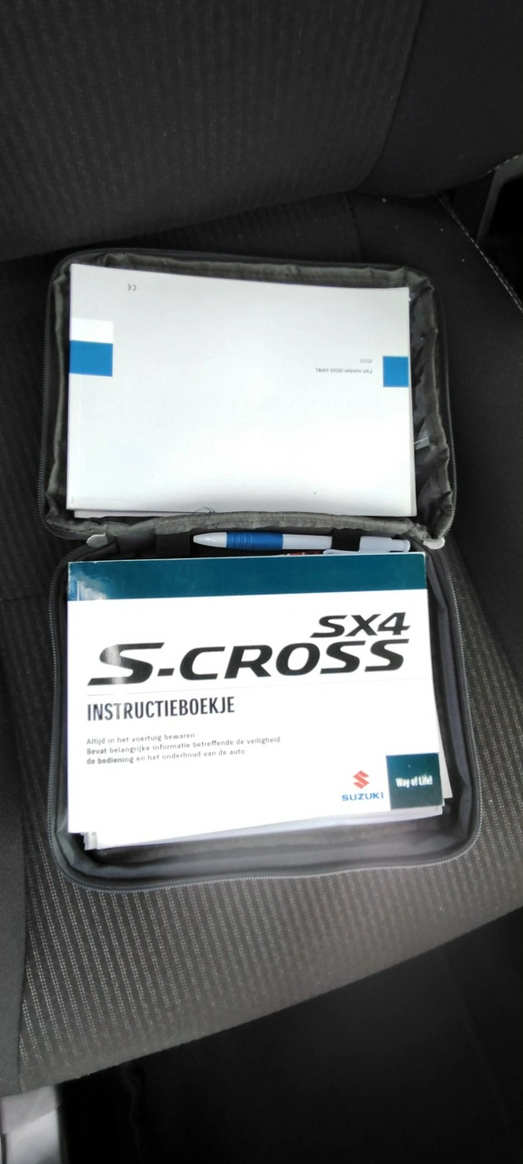 Suzuki SX4 S-Cross - Zdjęcie 17