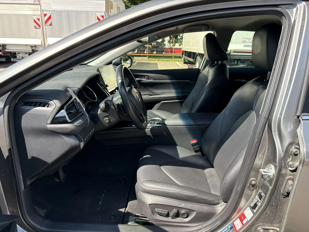 Toyota Camry - Zdjęcie 10