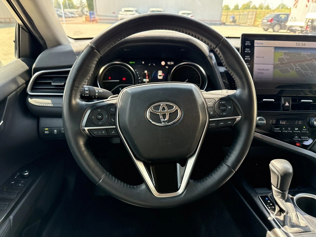 Toyota Camry - Zdjęcie 24