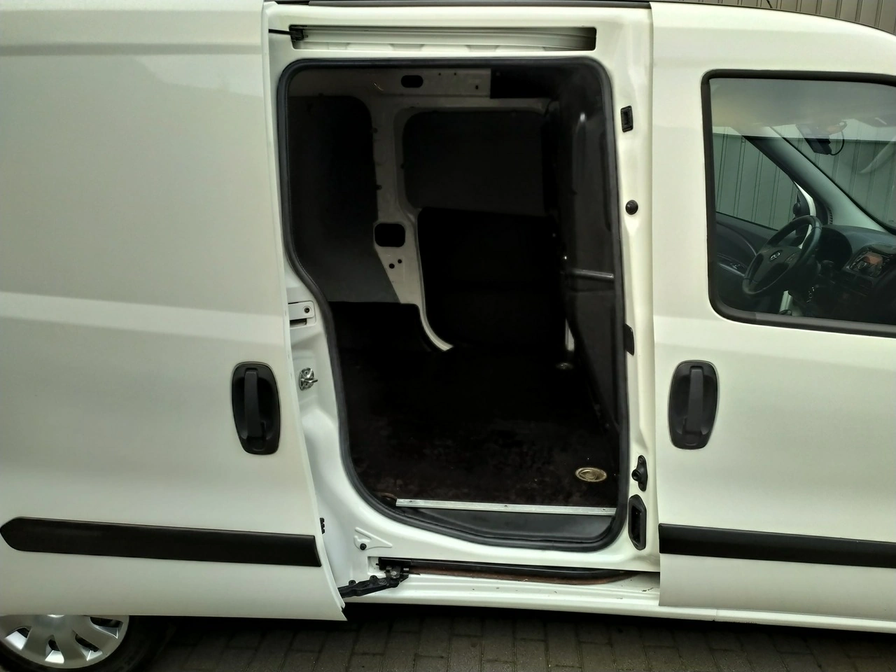 Opel Combo - Zdjęcie 9