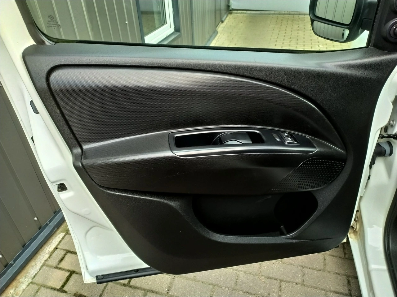 Opel Combo - Zdjęcie 15