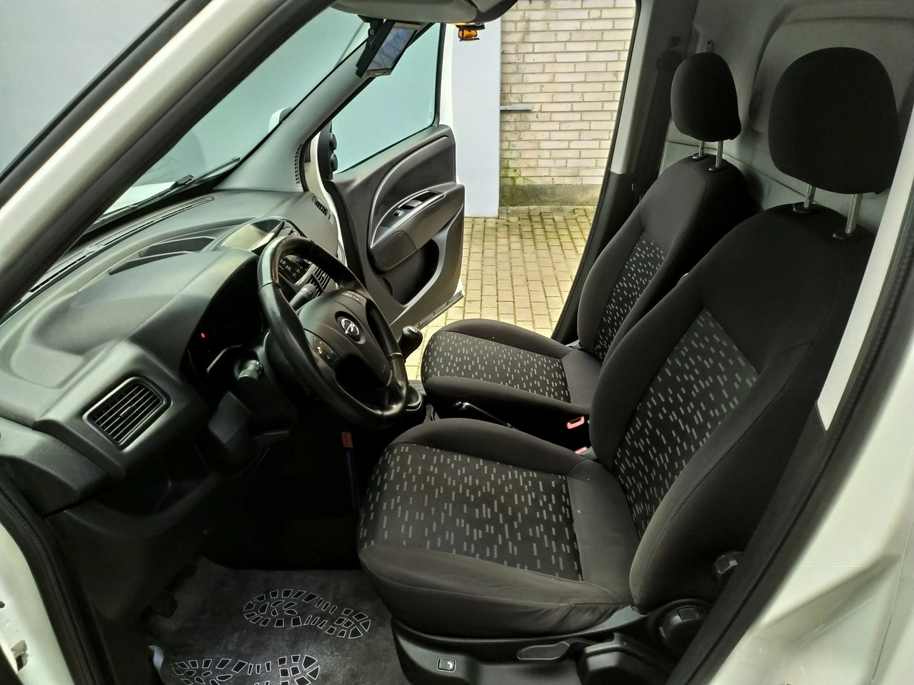Opel Combo - Zdjęcie 17