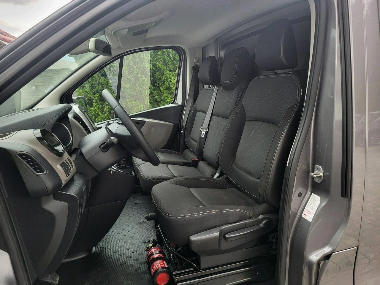 Renault Trafic - Zdjęcie 8