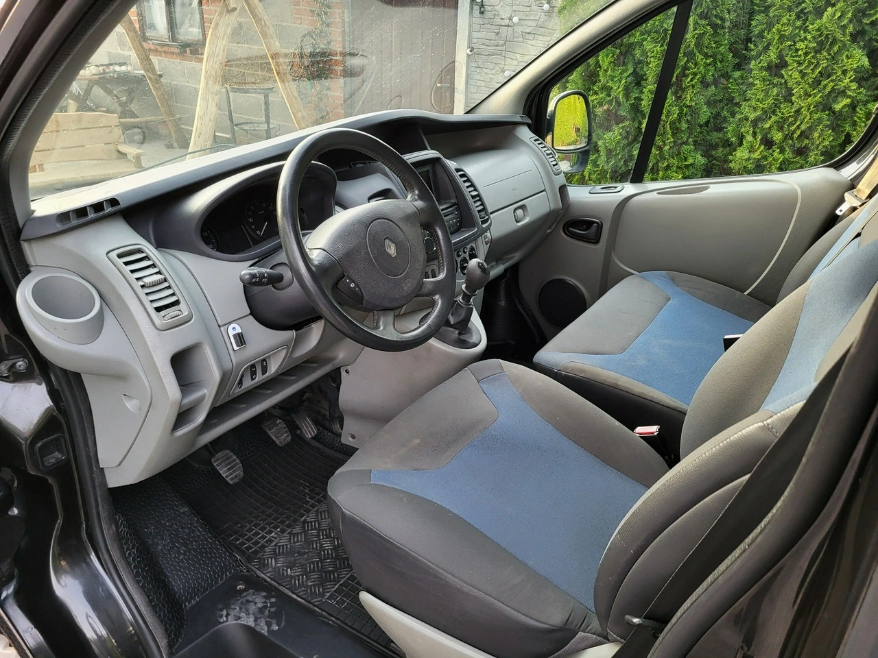 Renault Trafic - Zdjęcie 16