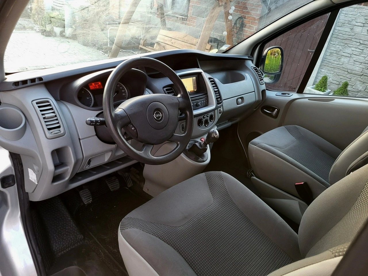Renault Trafic - Zdjęcie 24