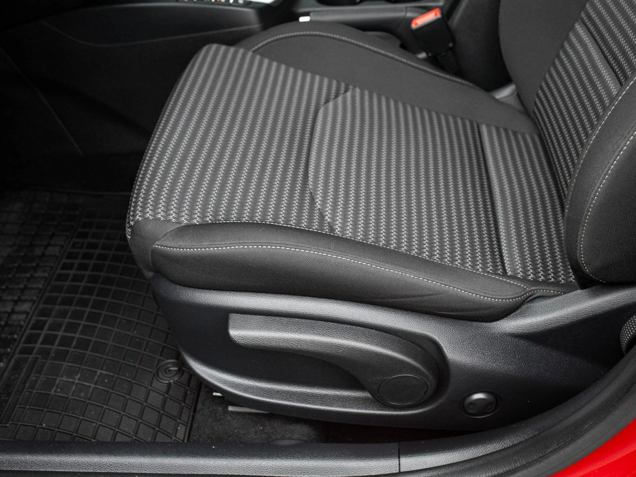 Kia Ceed - Zdjęcie 9