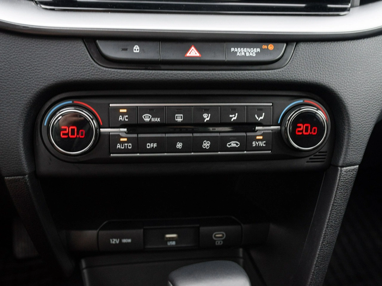 Kia Ceed - Zdjęcie 15
