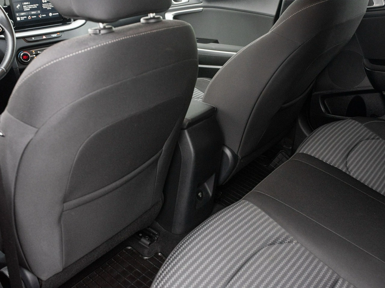 Kia Ceed - Zdjęcie 21