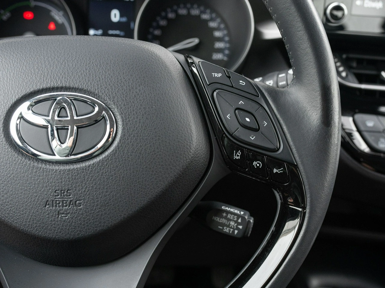 Toyota C-HR - Zdjęcie 13