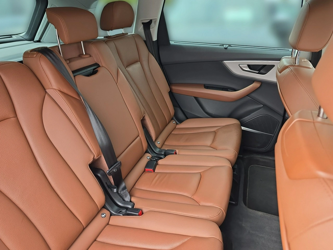 Audi Q7 - Zdjęcie 10