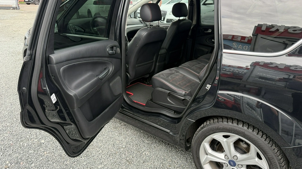 Ford S-Max - Zdjęcie 16