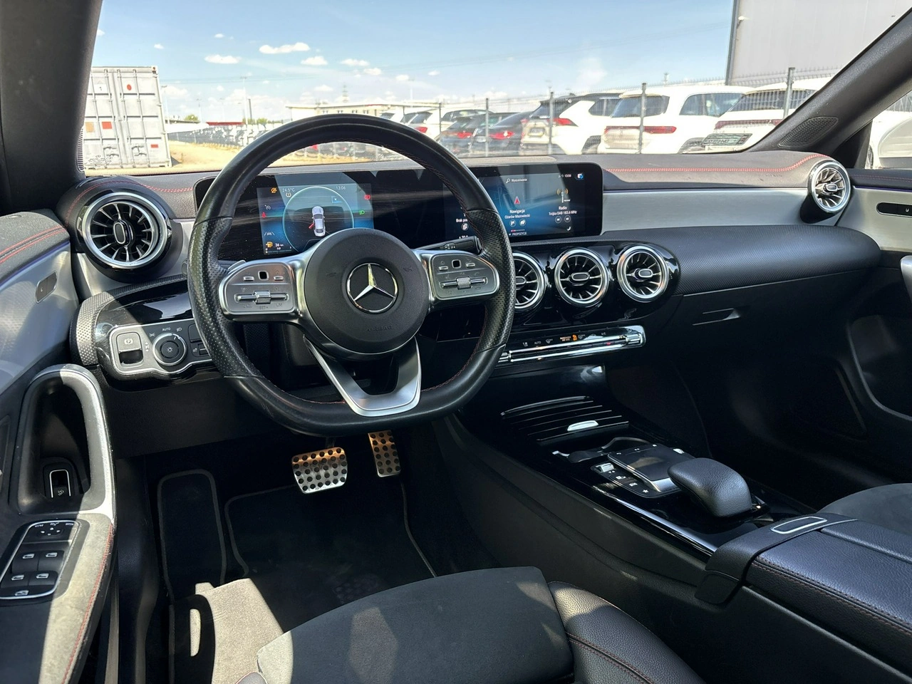 Mercedes CLA 200 - Zdjęcie 11