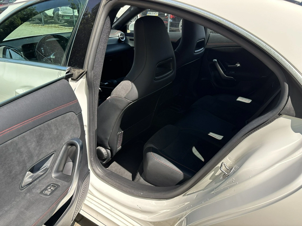 Mercedes CLA 200 - Zdjęcie 19