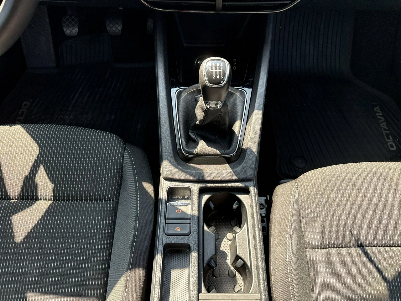 Skoda Octavia - Zdjęcie 23