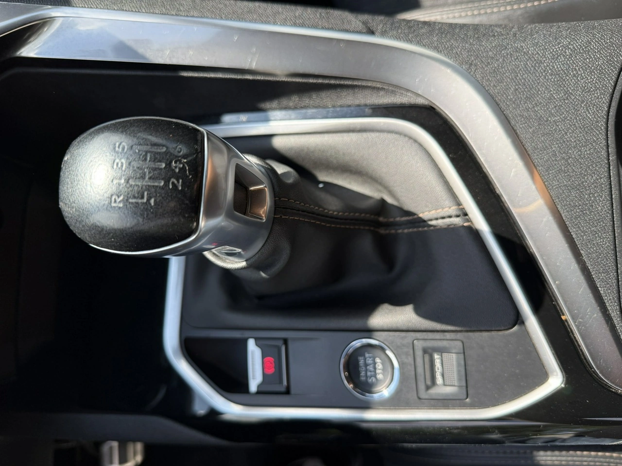 Peugeot 3008 - Zdjęcie 22