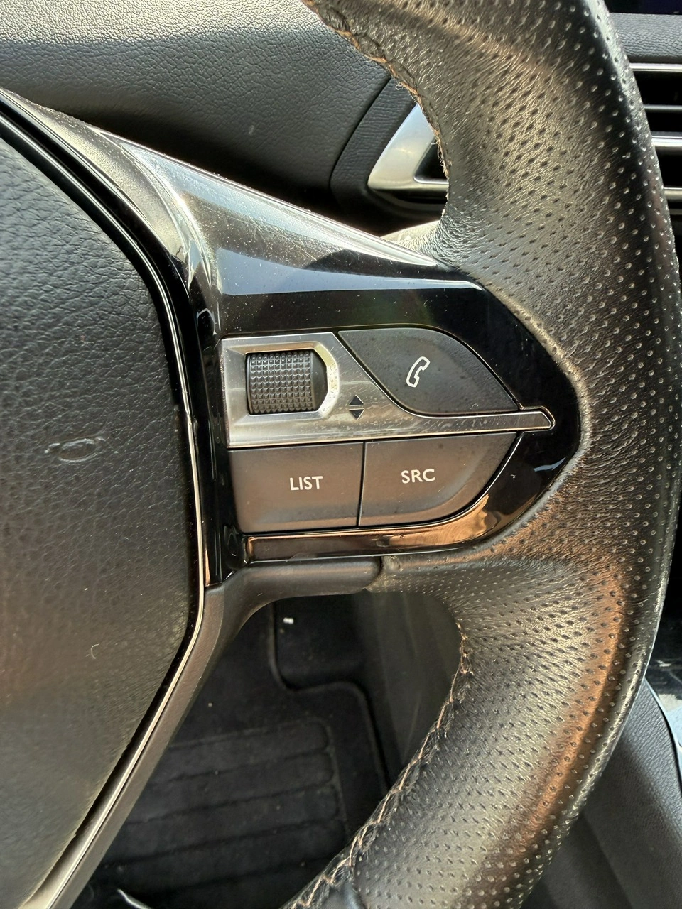 Peugeot 3008 - Zdjęcie 24