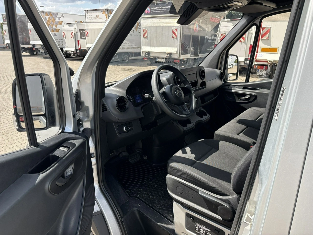 Mercedes Sprinter - Zdjęcie 10