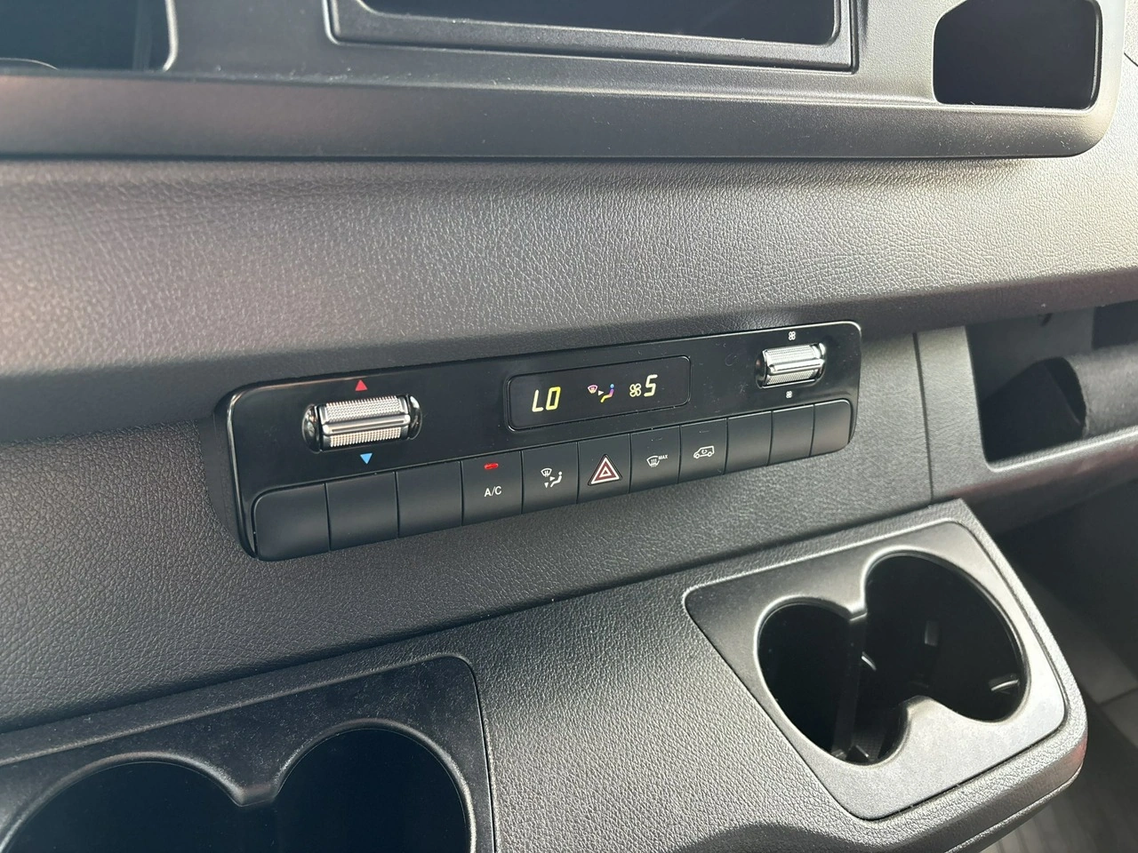 Mercedes Sprinter - Zdjęcie 14