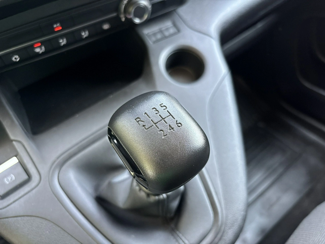 Toyota Proace City - Zdjęcie 20
