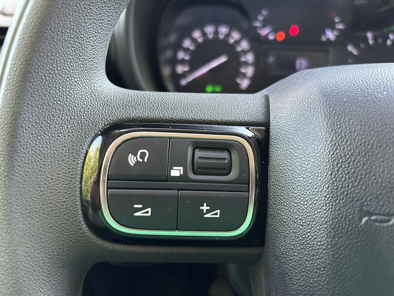 Toyota Proace City - Zdjęcie 23