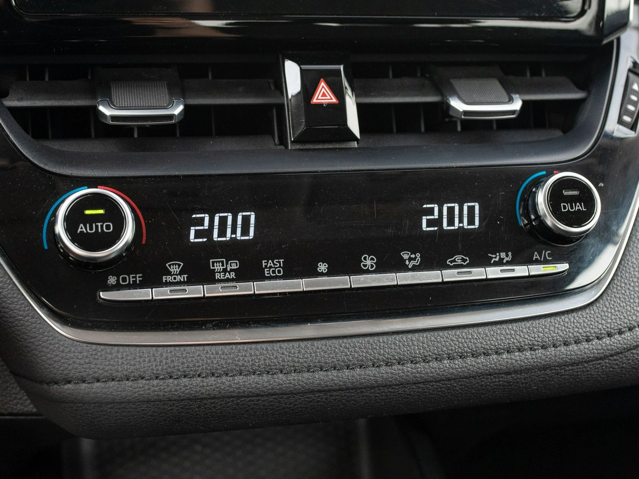 Toyota Corolla - Zdjęcie 15