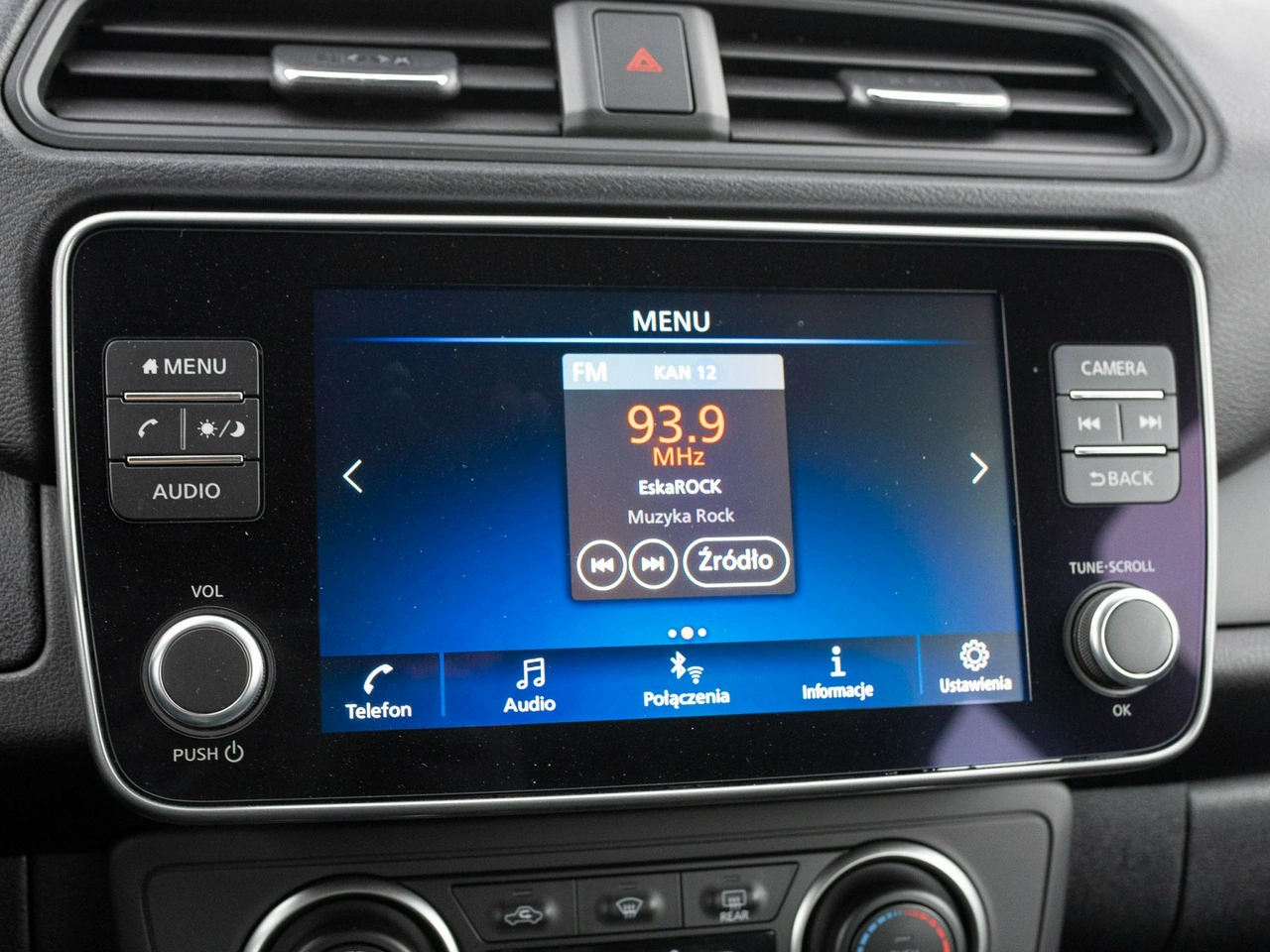 Nissan Leaf - Zdjęcie 16