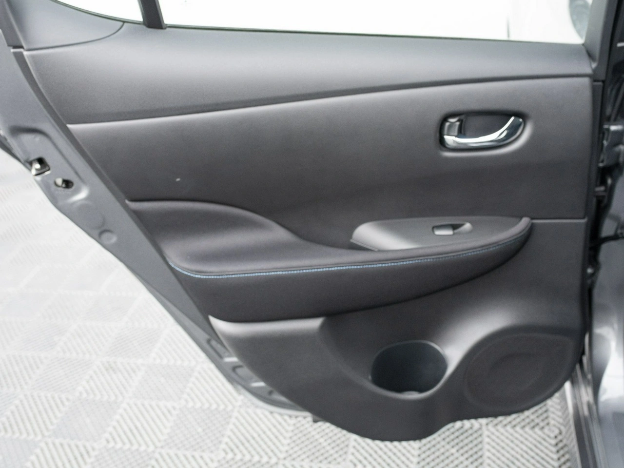 Nissan Leaf - Zdjęcie 22