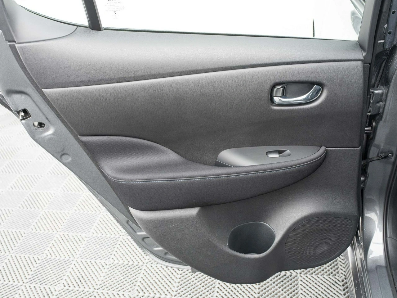 Nissan Leaf - Zdjęcie 21