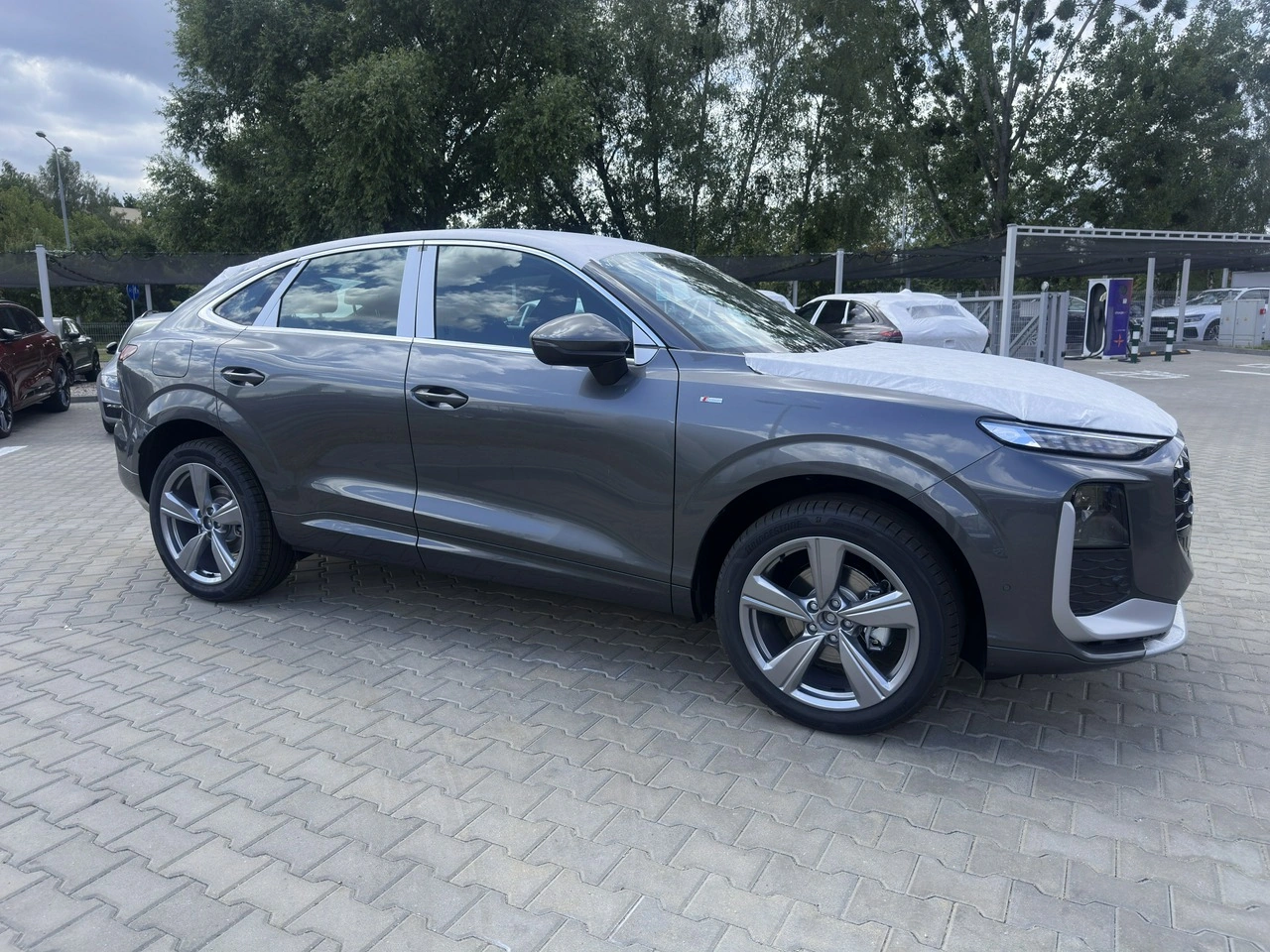 Audi Q3 - Zdjęcie 9