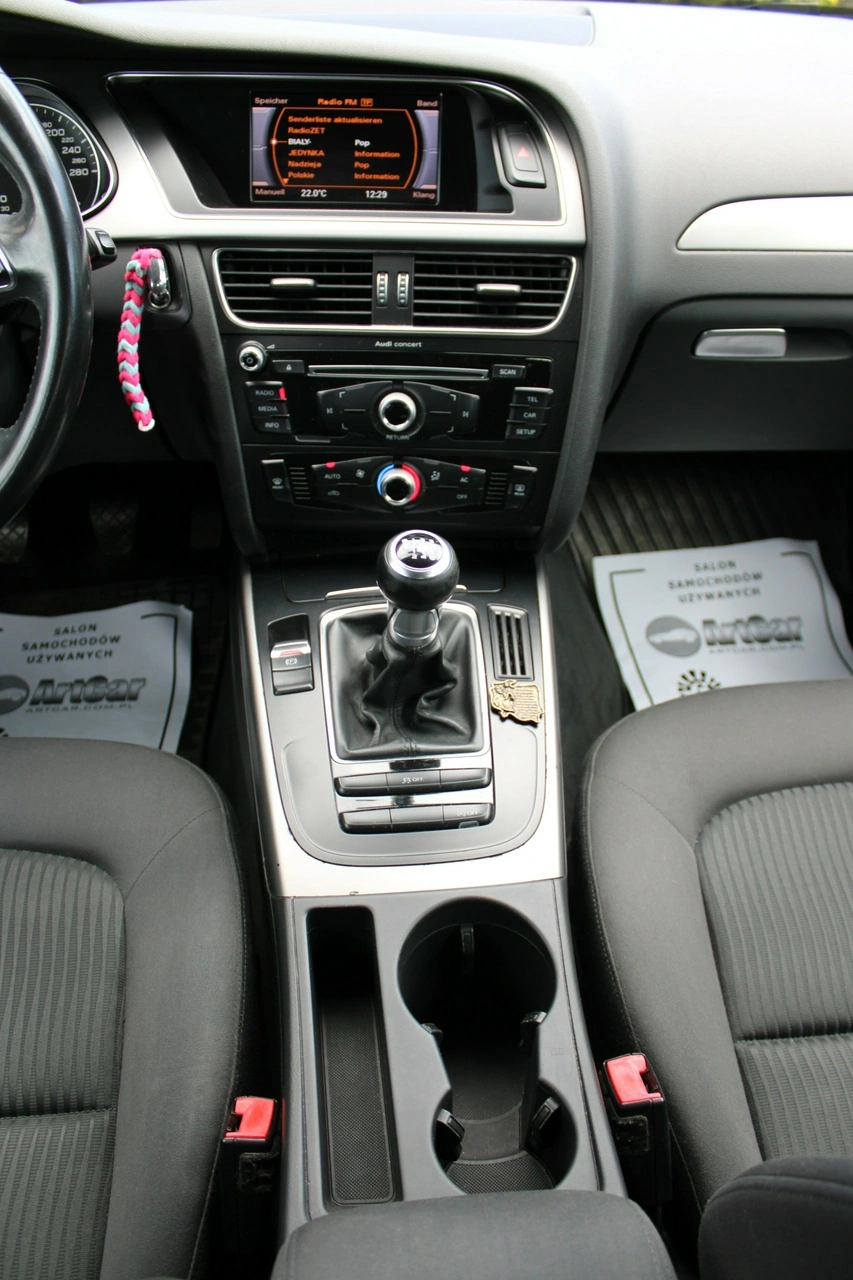 Audi A4 - Zdjęcie 23