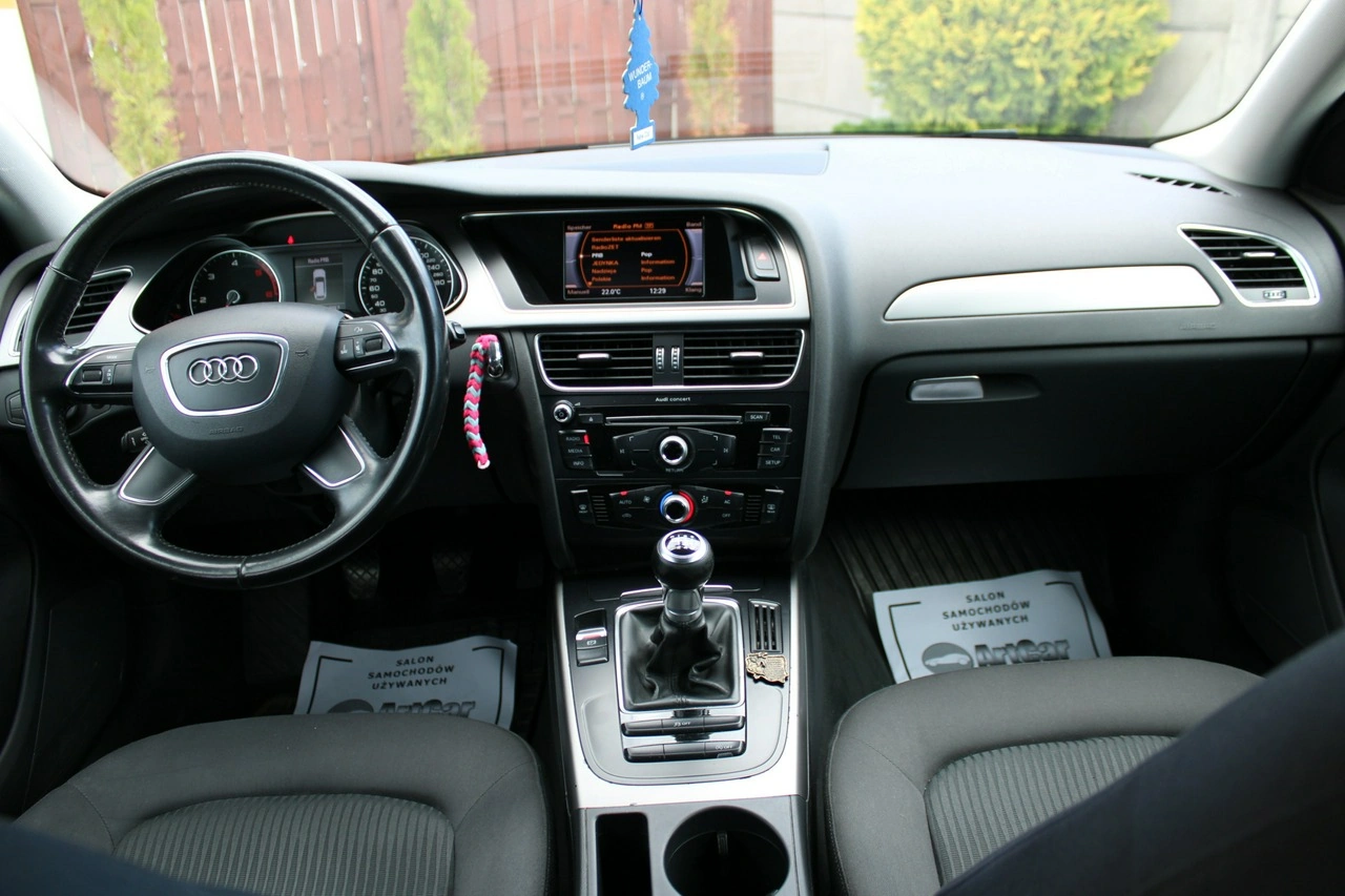 Audi A4 - Zdjęcie 24