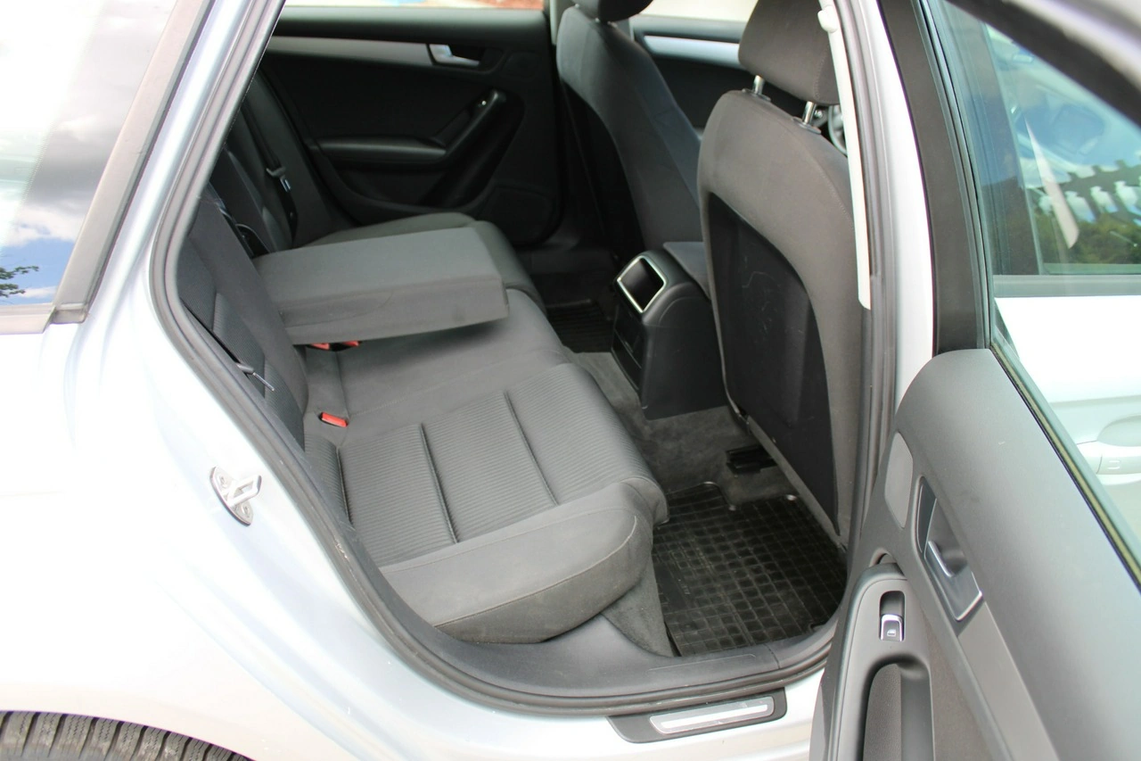 Audi A4 - Zdjęcie 29