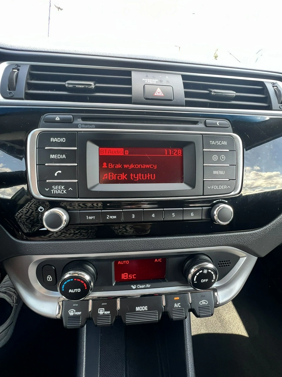 Kia Rio - Zdjęcie 20