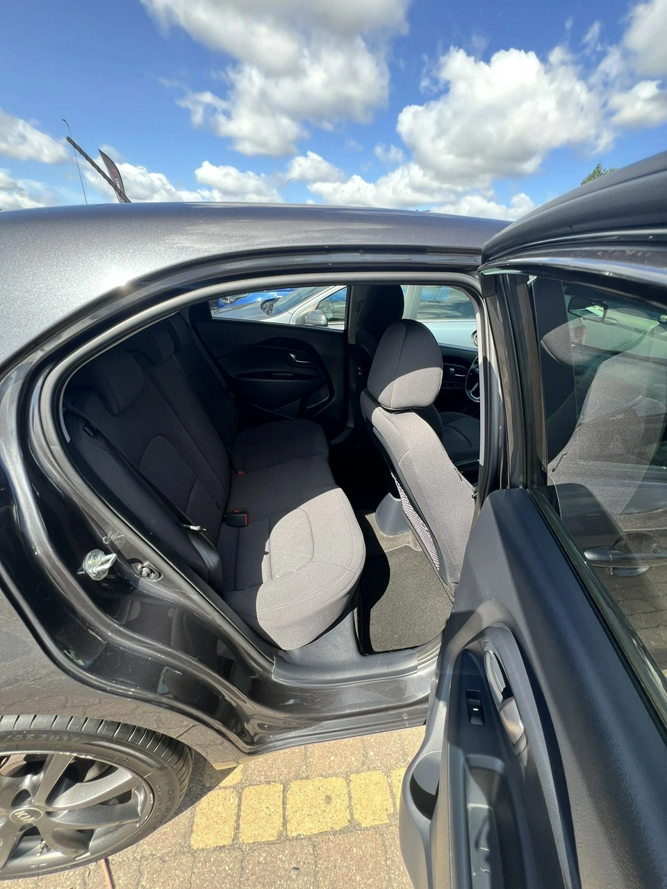 Kia Rio - Zdjęcie 7