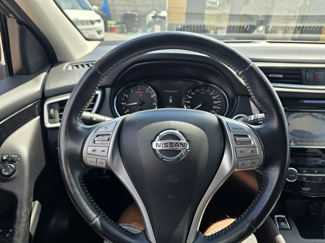 Nissan Qashqai - Zdjęcie 16