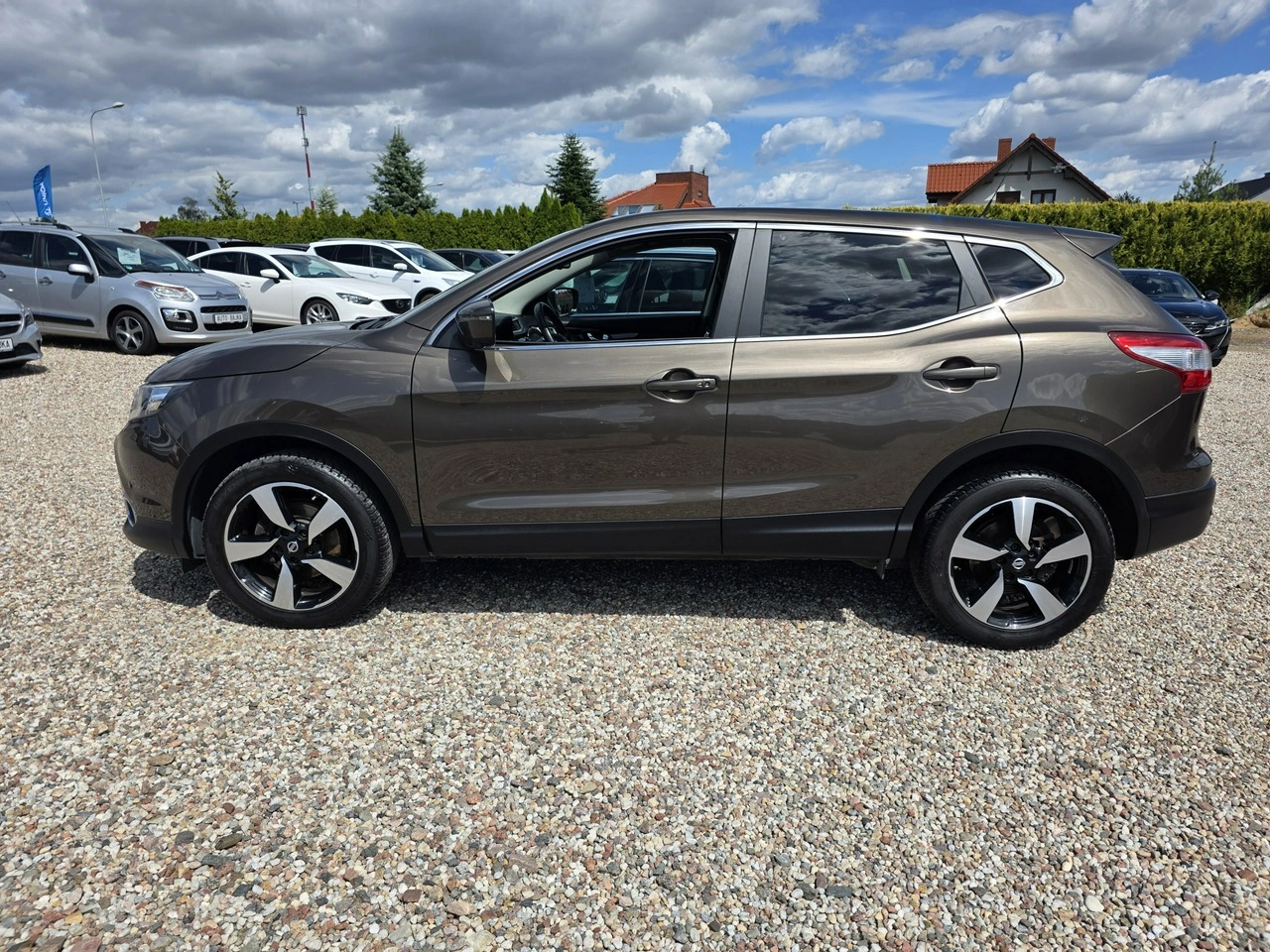 Nissan Qashqai - Zdjęcie 24