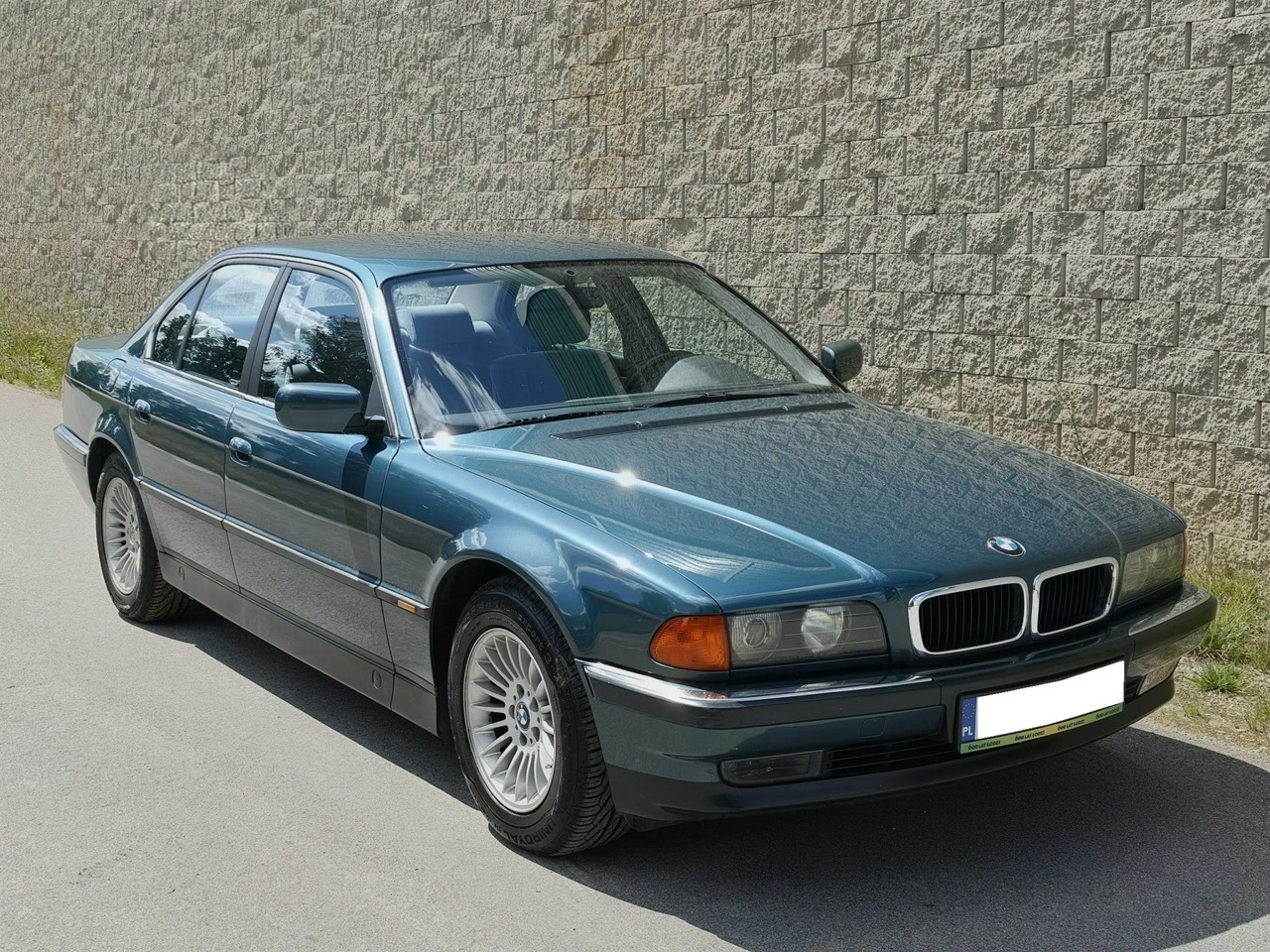 BMW 740 - Główne zdjęcie