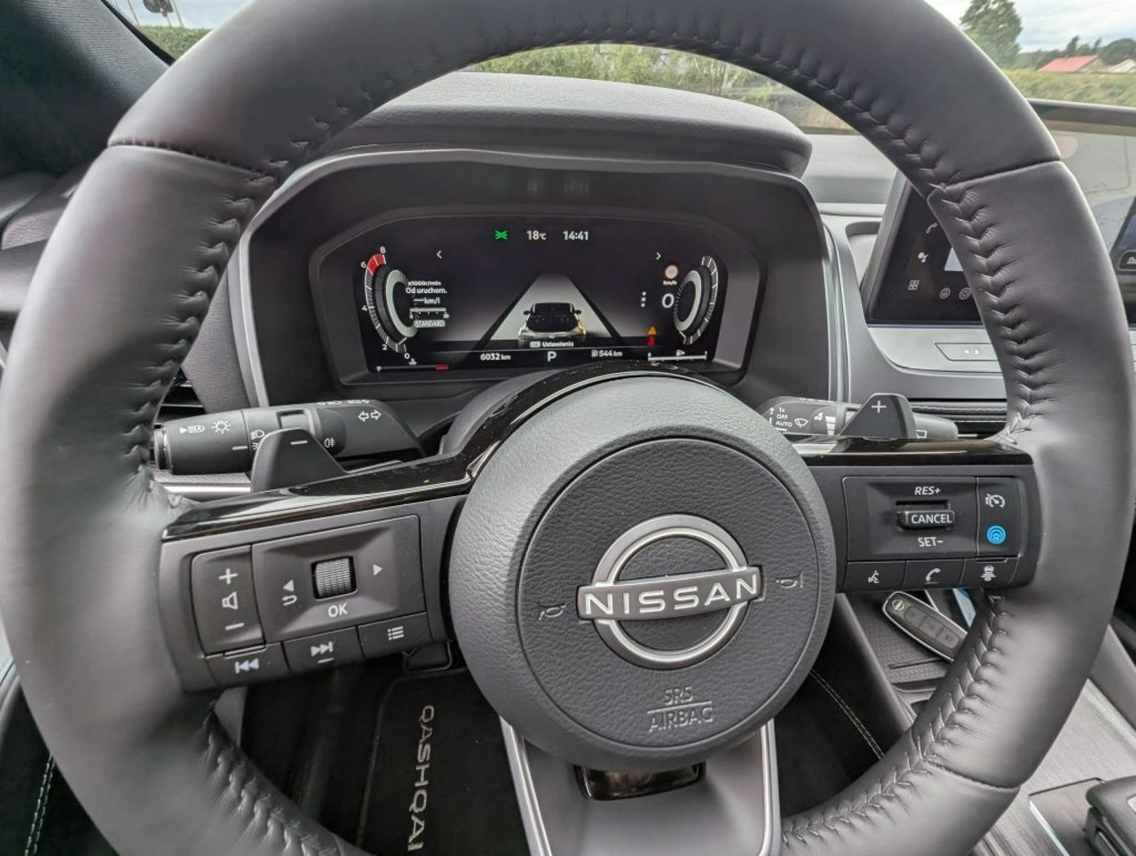 Nissan Qashqai - Zdjęcie 15
