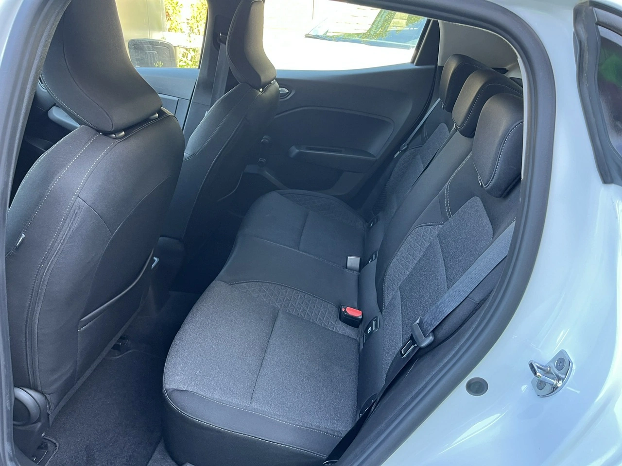 Renault Clio - Zdjęcie 26