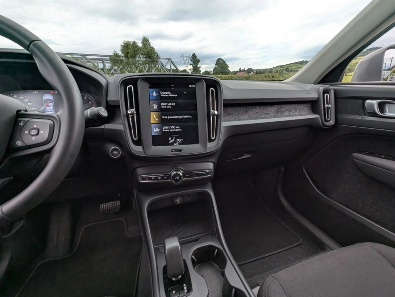 Volvo XC 40 - Zdjęcie 12