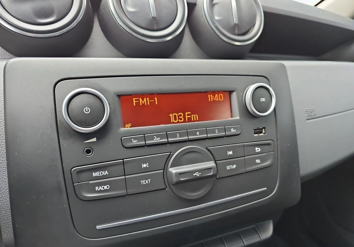 Dacia Duster - Zdjęcie 17