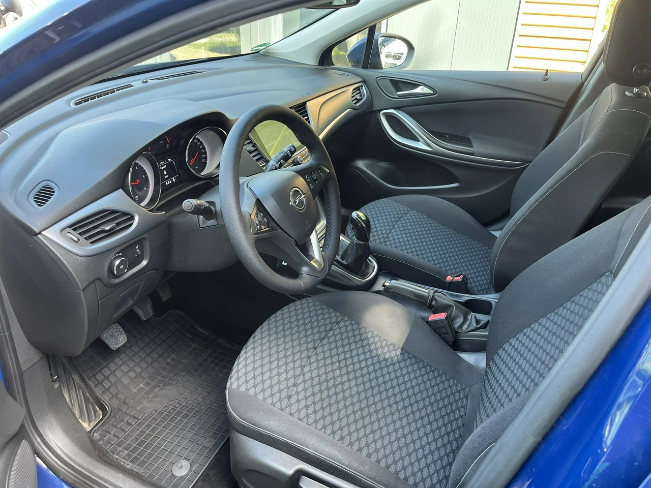 Opel Astra - Zdjęcie 21